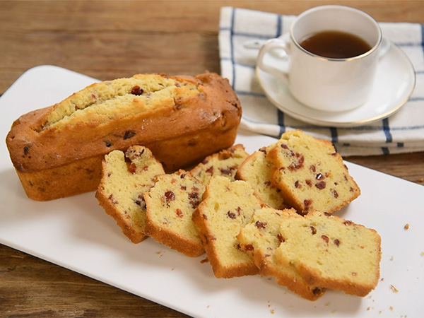 Home baking pound cake